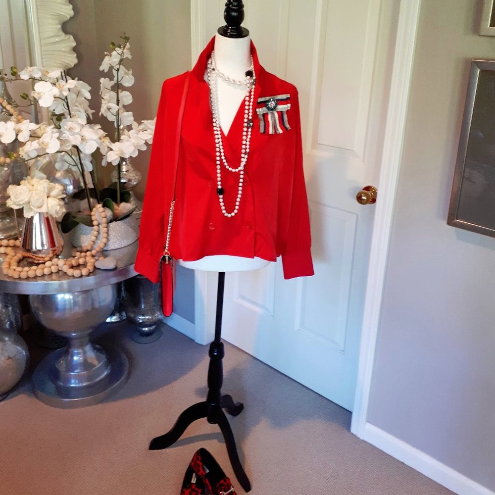 *Reserved* UC Simons Icone apple red blazer style blouse, Size L